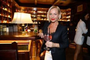 22. Martina Pártlová také vyrazila do horní, klidnější části klubu (1)